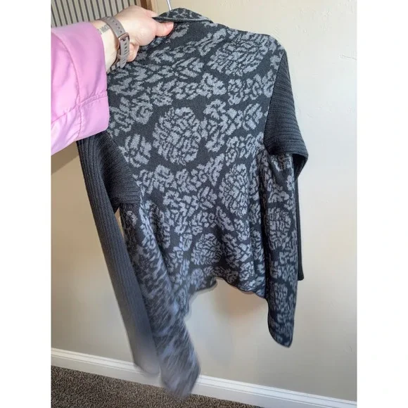 Silvia Novelli Noba Grey Black Damask Merino Wool Blend Cardigan Made in Italy M - Picture 5 of 8